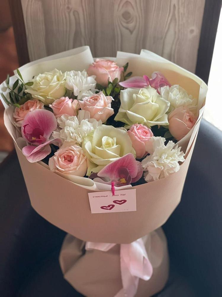 Букет цветов из: Орхидеи, Розы и Гвоздики в Костино