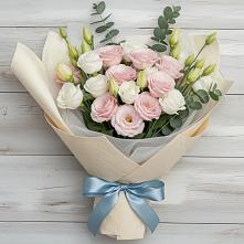 Букет цветов из:  Лизиантусы #REPLACE_PRED# Костино