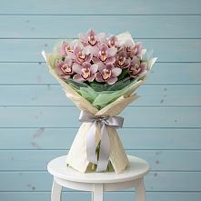 Букет цветов из:  Орхидеи и Розы в Костино