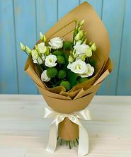 Букет цветов из:  Хризантемы и Лизиантусы в Костино