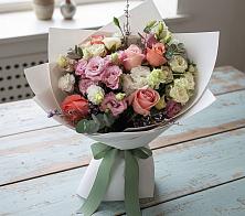 Букет цветов из:  Розы, Лизиантусы и Гвоздики в Костино