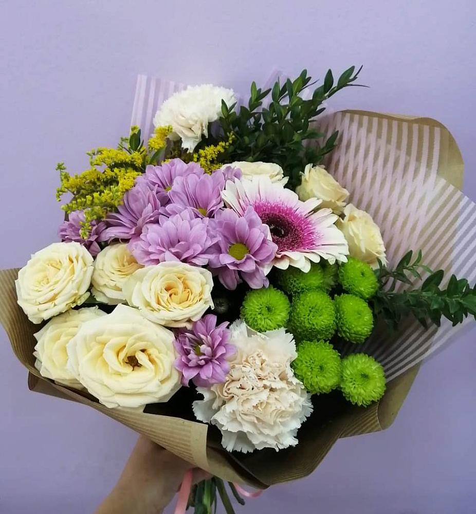 Букет цветов из: Хризантемы, Розы, Гвоздики и Герберы в Костино