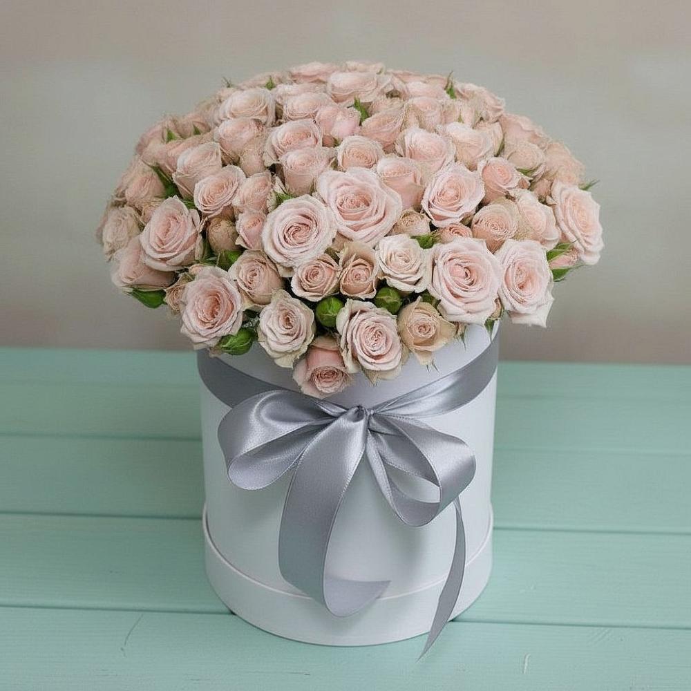 Цветочная композиция из Розы в шляпной коробке в Костино